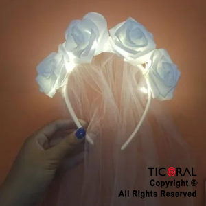 VINCHA NOVIA FLORES Y TUL LUMINOSA X 1