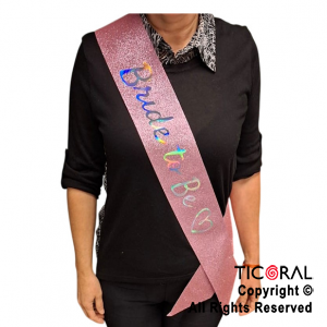 BANDA GLITTER BRIDE TO BE CURSIVA COLOR ROSA x 1 UNIDAD