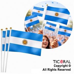 BANDERA TELA ARGENTINA 20 X 28 CM CON MASTIL (30111) (PACK X 12 UNIDADES)