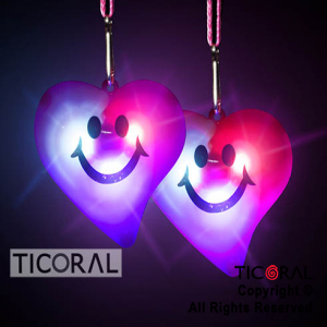 COLLAR CORAZON CARITA LUMINOSO X 48