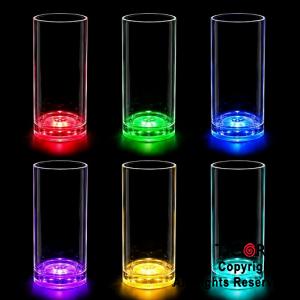VASO TRAGO LARGO LUMINOSO CON BASE LUZ MULTICOLOR X 6