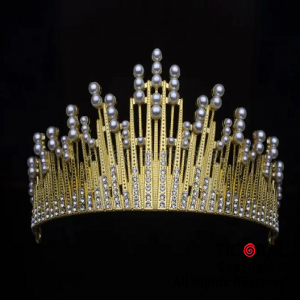 TIARA CORONA METAL ORO CON STRASS Y PERLAS X 1